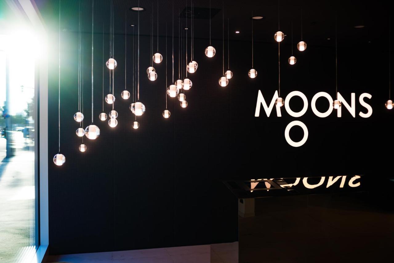 Mooons Vienna Hotel ภายนอก รูปภาพ