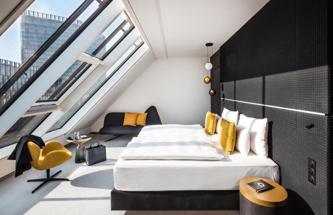 Mooons Vienna Hotel ภายนอก รูปภาพ